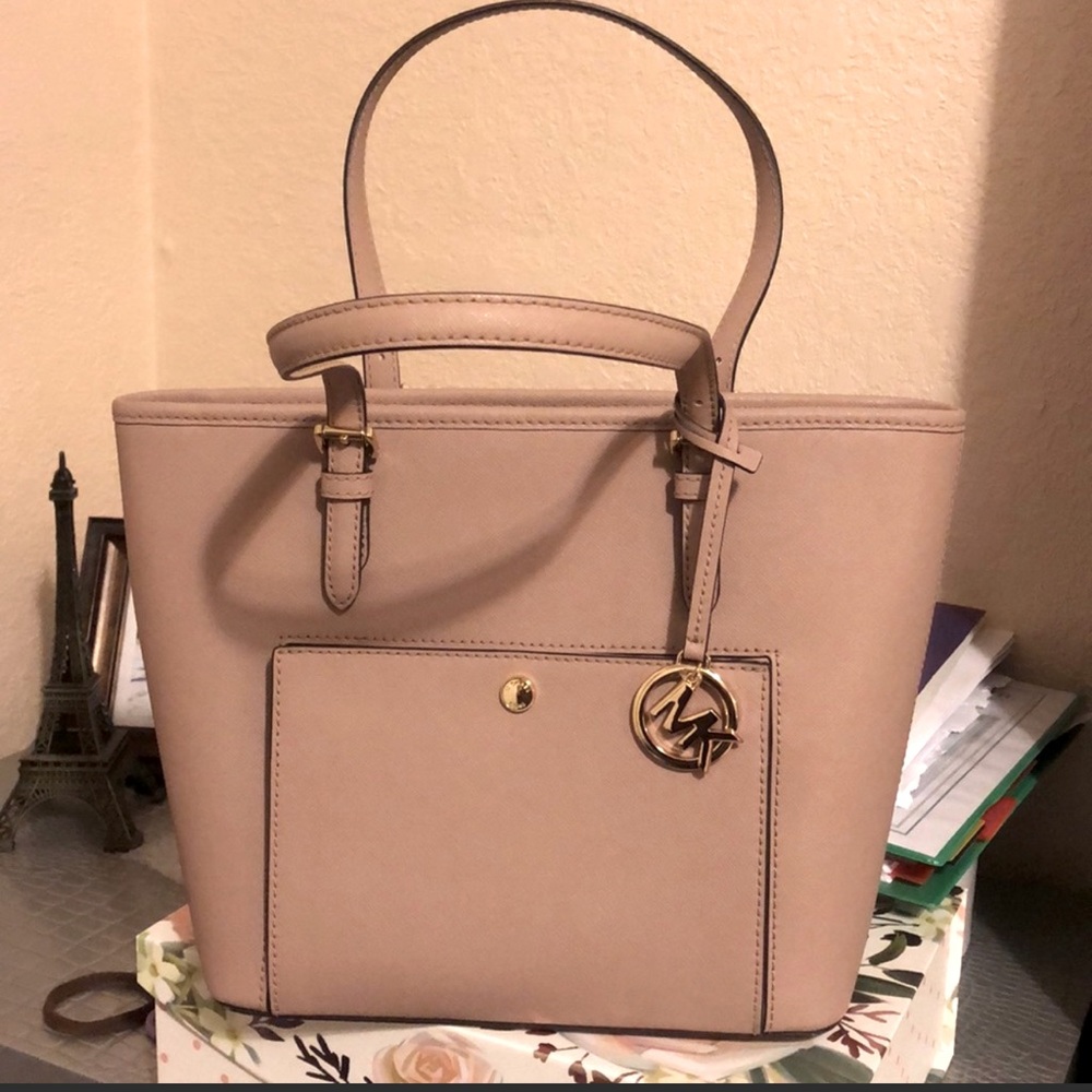 Michael Kors authentic shoulder tote